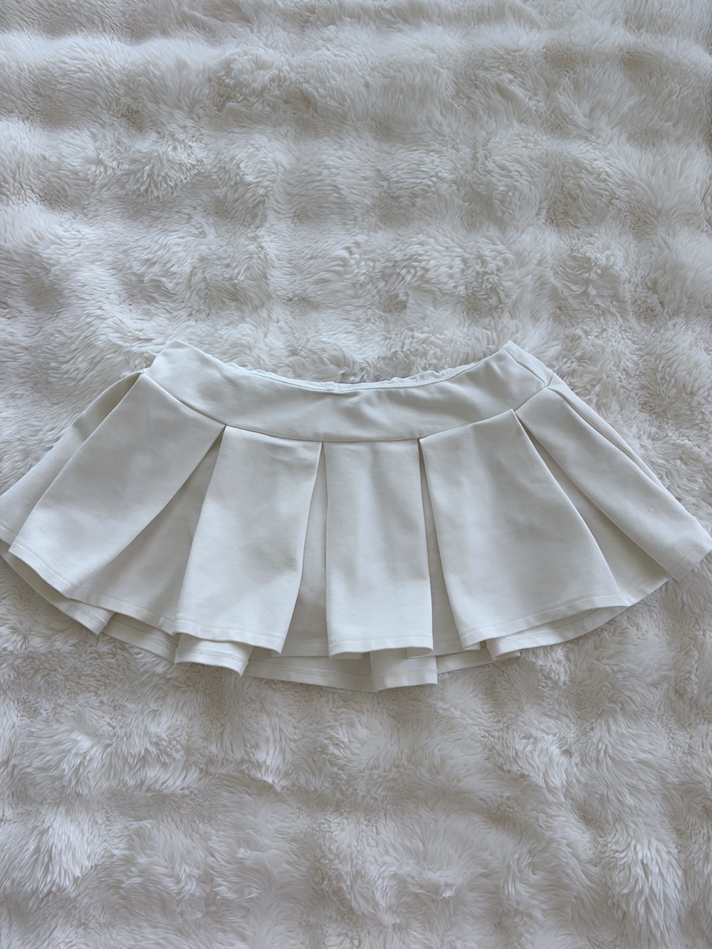 Fashion Nova White Pleated Mini Skirt